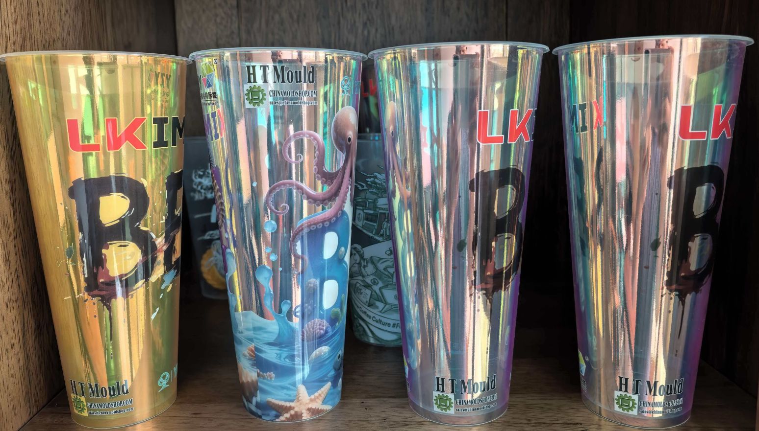 Реальный снимок образца чашки чая с молоком